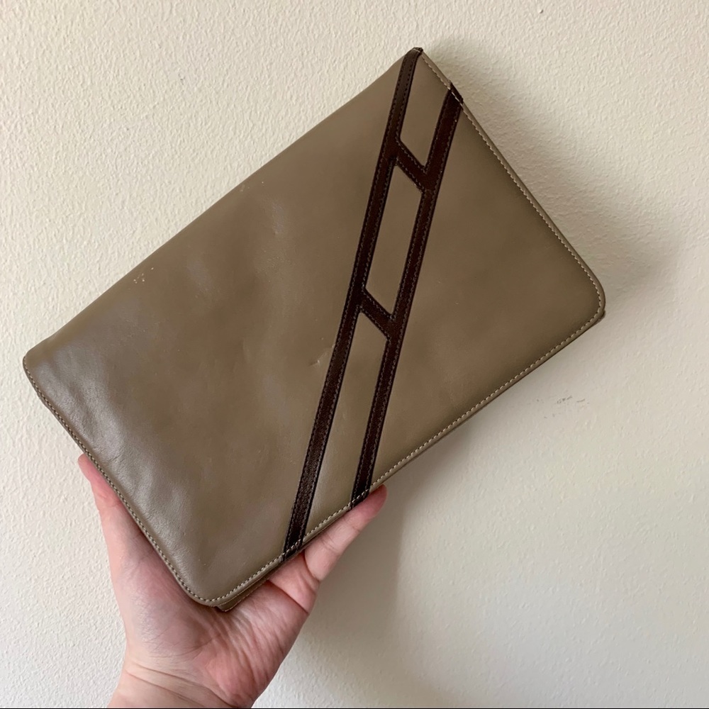 EUC *Vintage* Crouch & Fitzgerald Clutch